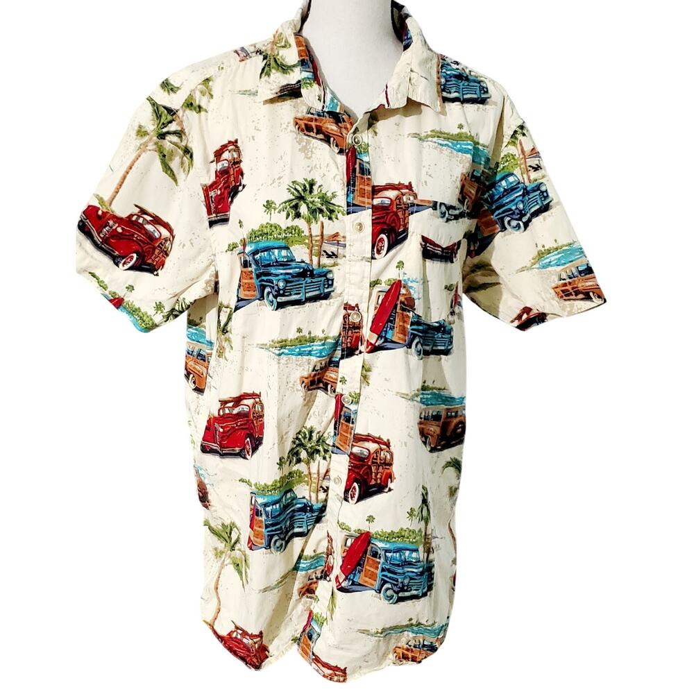 Free Planet Vintage Car Shirt Mens Size Medium
Cars fan boy Beachy Dad Grandpa